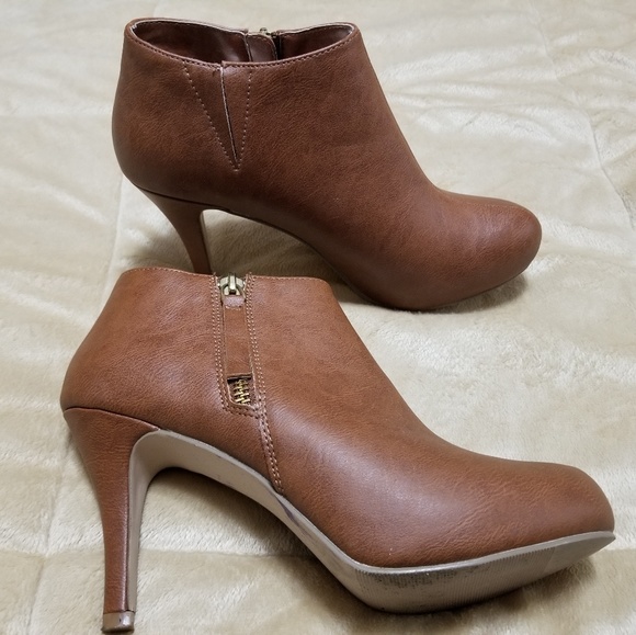 Madden girl booties / heels - Picture 2 of 4